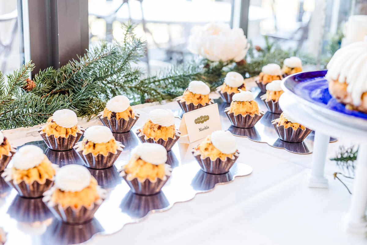 Bundt cupcakes for wedding reception